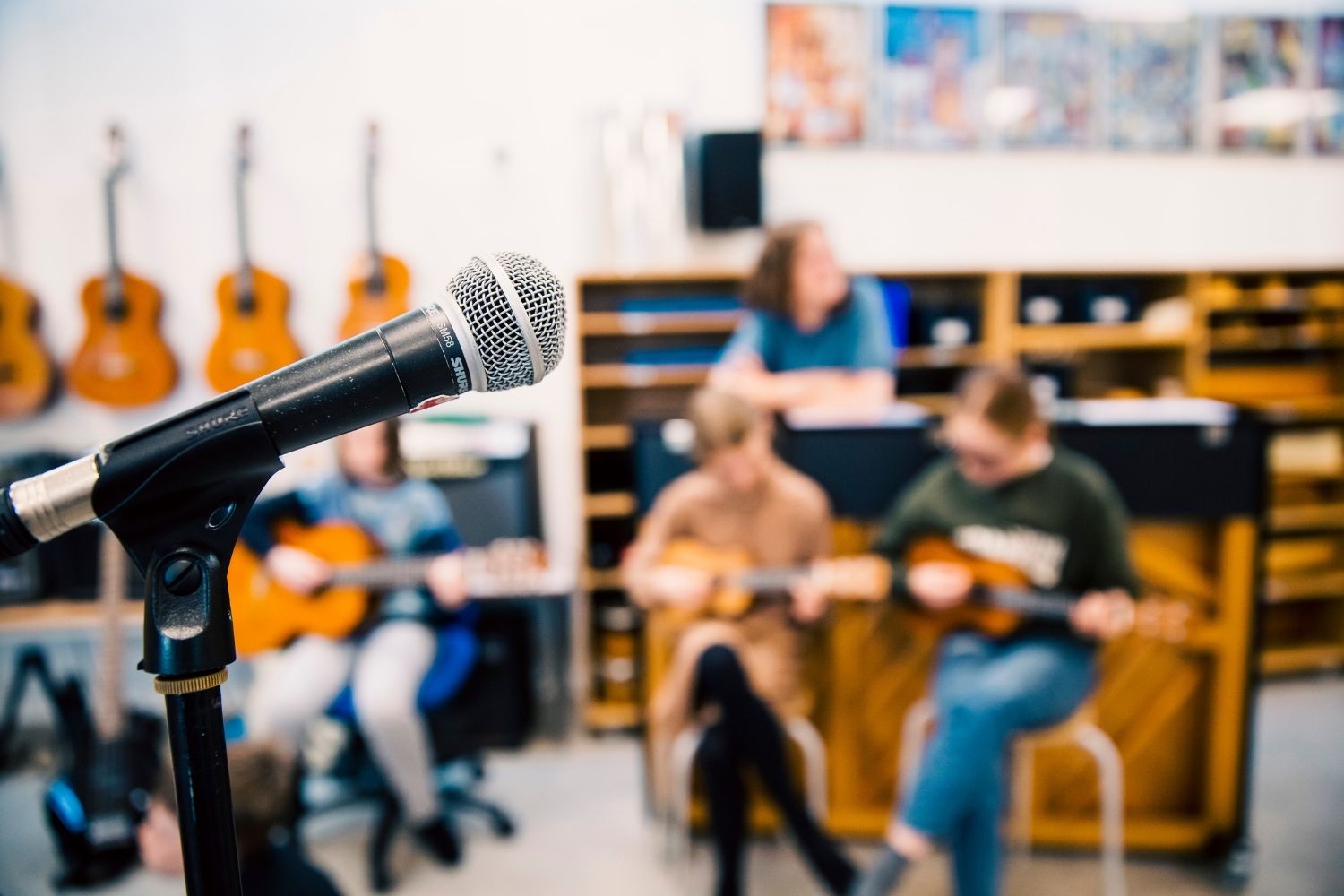 Musiklokale Mikrofon KH Musiklokale Mikrofon KH